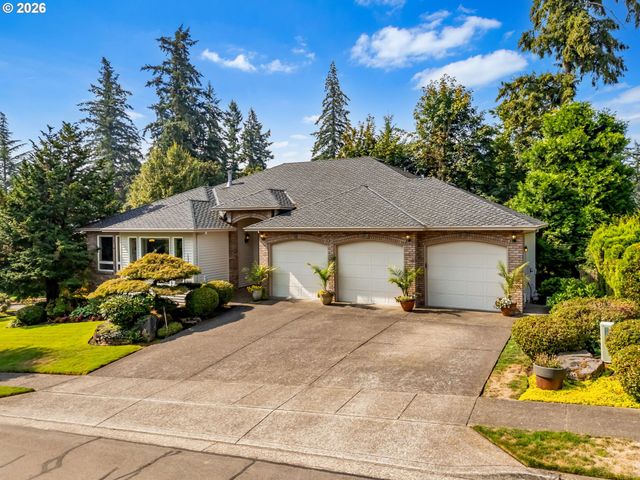 12363 Se DEERFIELD Dr, Happy Valley, OR 97086