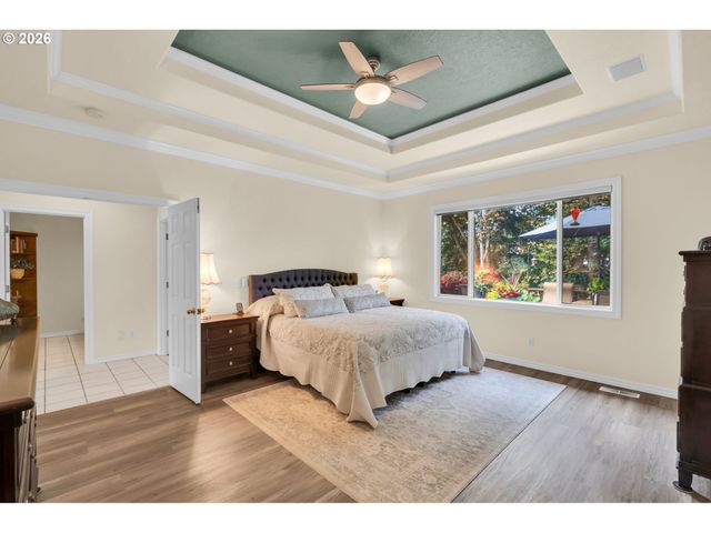 12363 Se DEERFIELD Dr, Happy Valley, OR 97086