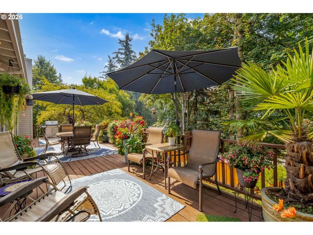 12363 Se DEERFIELD Dr, Happy Valley, OR 97086