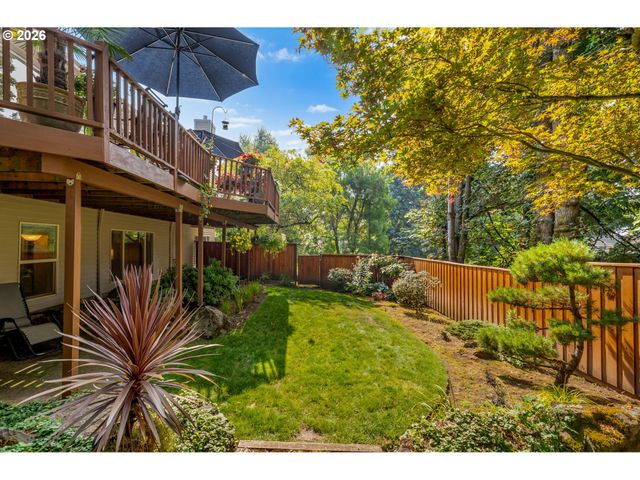 12363 Se DEERFIELD Dr, Happy Valley, OR 97086