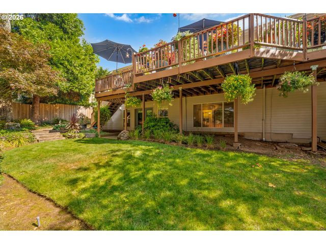 12363 Se DEERFIELD Dr, Happy Valley, OR 97086
