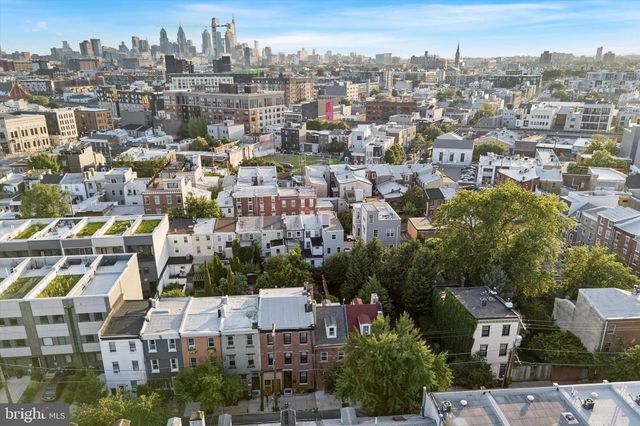 1232 CREASE ST, Philadelphia, PA 19125