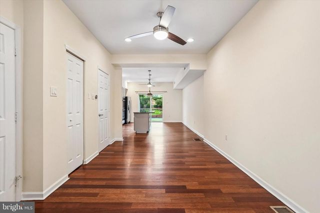 1232 CREASE ST, Philadelphia, PA 19125