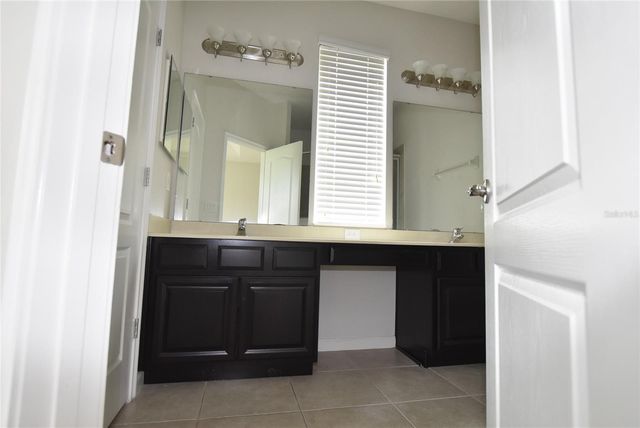 6949 SUNKIST WAY, Groveland, FL 34736