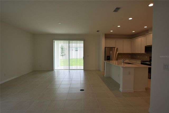 6949 SUNKIST WAY, Groveland, FL 34736