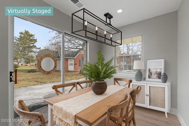 32 Carnaby Close, Freehold, NJ 07728