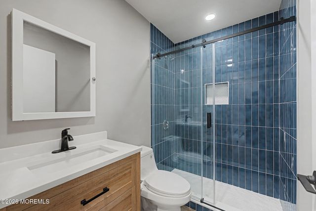 32 Carnaby Close, Freehold, NJ 07728