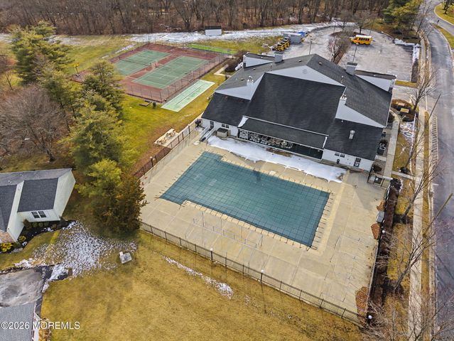 32 Carnaby Close, Freehold, NJ 07728