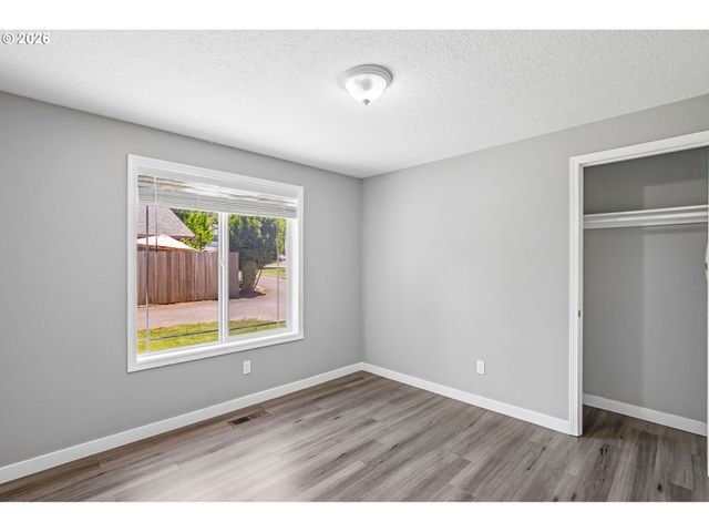 11816 Ne 40TH Pl, Vancouver, WA 98686