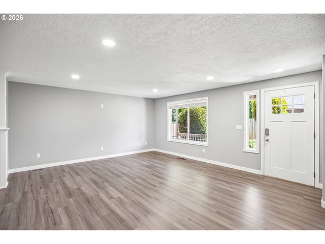11816 Ne 40TH Pl, Vancouver, WA 98686