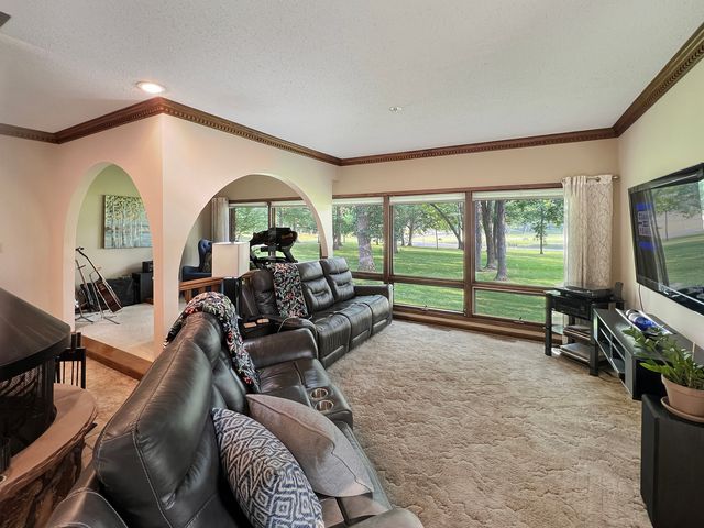 22929 Burnham Avenue, Chicago Heights, IL 60411