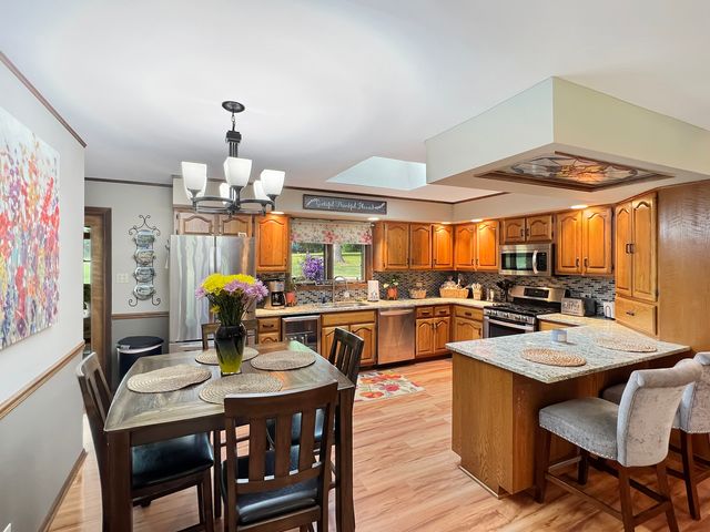 22929 Burnham Avenue, Chicago Heights, IL 60411