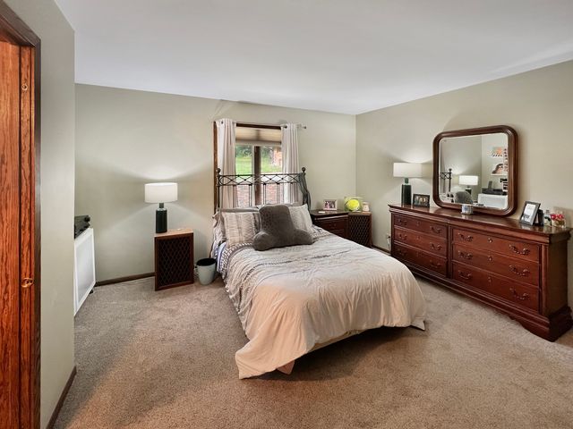 22929 Burnham Avenue, Chicago Heights, IL 60411
