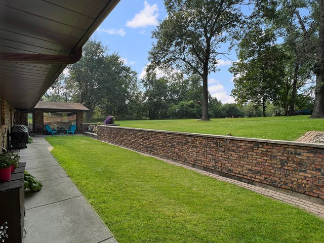 22929 Burnham Avenue, Chicago Heights, IL 60411