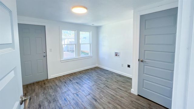 3012 N Venice Boulevard, Oklahoma City, OK 73107