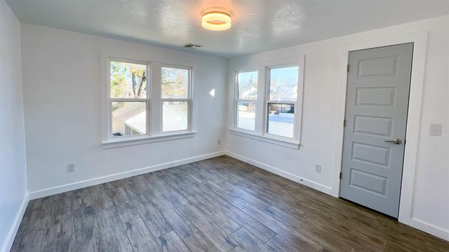 3012 N Venice Boulevard, Oklahoma City, OK 73107