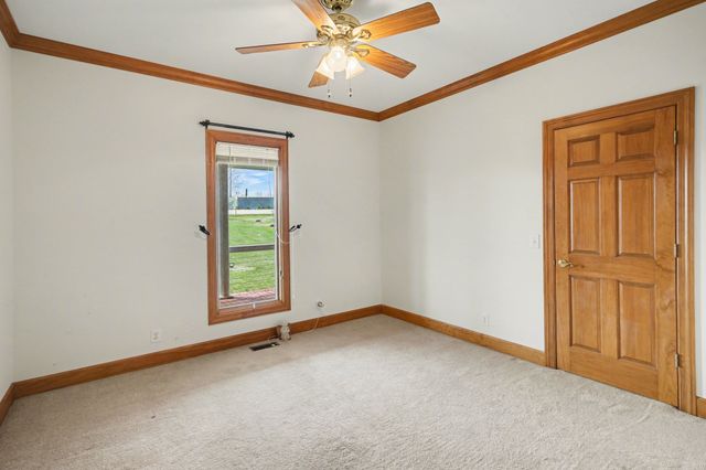 11948 Betts Rd, Greenbrier, TN 37073
