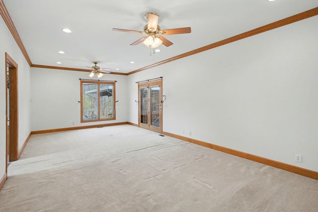 11948 Betts Rd, Greenbrier, TN 37073