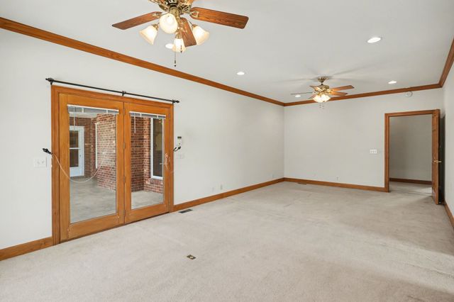 11948 Betts Rd, Greenbrier, TN 37073