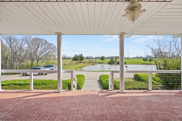 11948 Betts Rd, Greenbrier, TN 37073