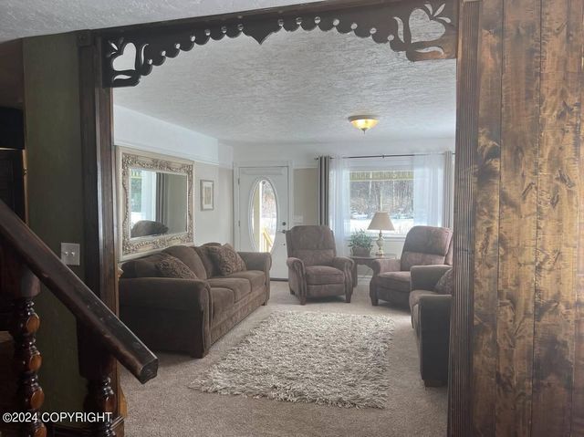 38400 Robinson Loop Road, Sterling, AK 99672