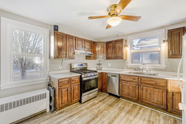 414 S State Street, Hampshire, IL 60140