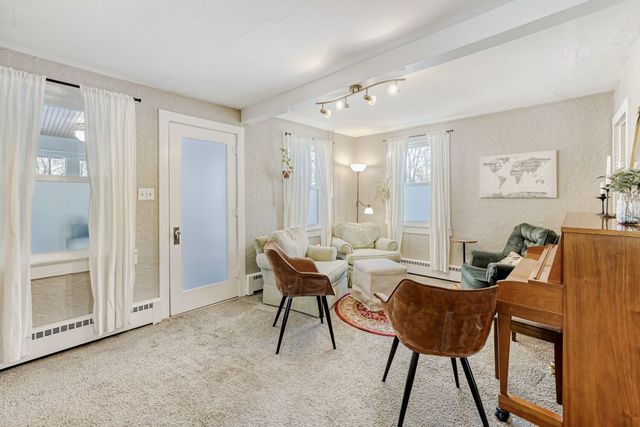 414 S State Street, Hampshire, IL 60140