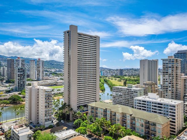 2092 Kuhio Avenue 2405, Honolulu, HI 96815
