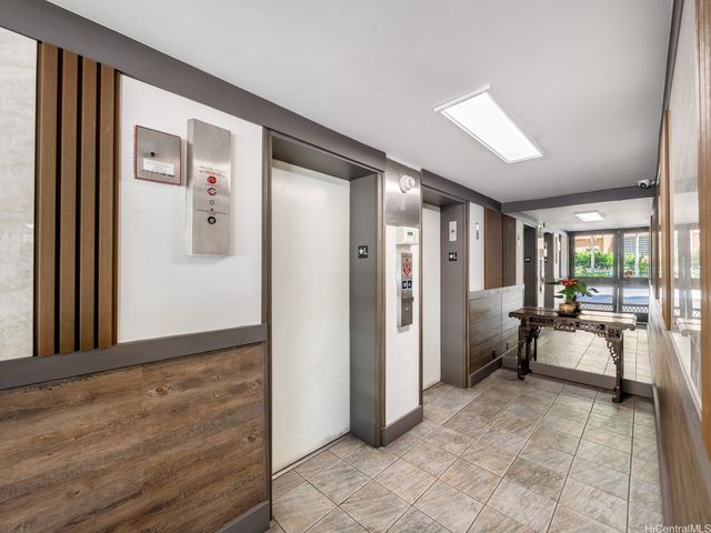 2092 Kuhio Avenue 2405, Honolulu, HI 96815