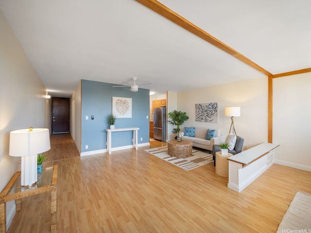 2092 Kuhio Avenue 2405, Honolulu, HI 96815