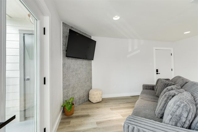 3220 69th Street F5, Galveston, TX 77551