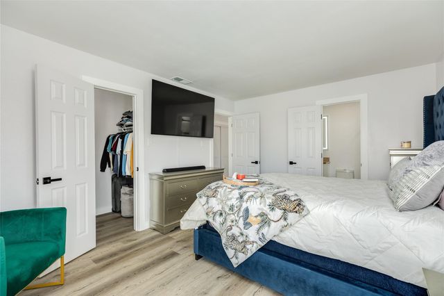 3220 69th Street F5, Galveston, TX 77551