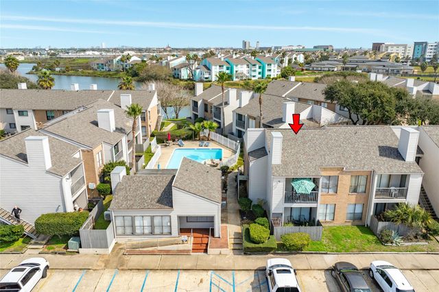 3220 69th Street F5, Galveston, TX 77551