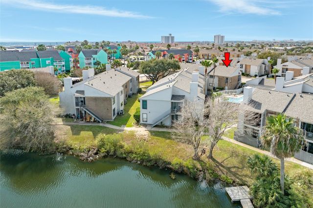 3220 69th Street F5, Galveston, TX 77551