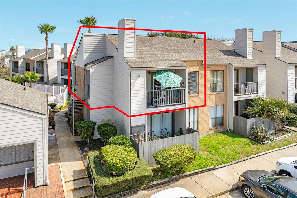 3220 69th Street F5, Galveston, TX 77551