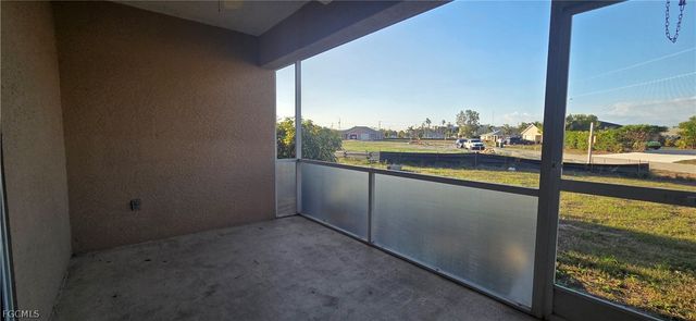 1019 SE 12th TER, Cape Coral, FL 33990