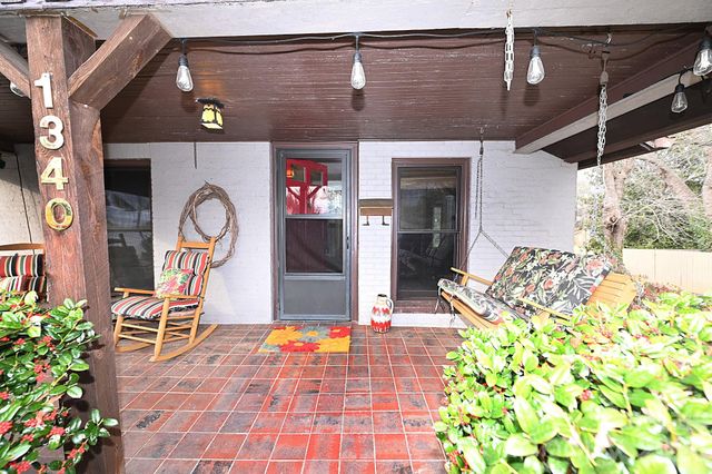 1340 1st Avenue Place NW, Hickory, NC 28601