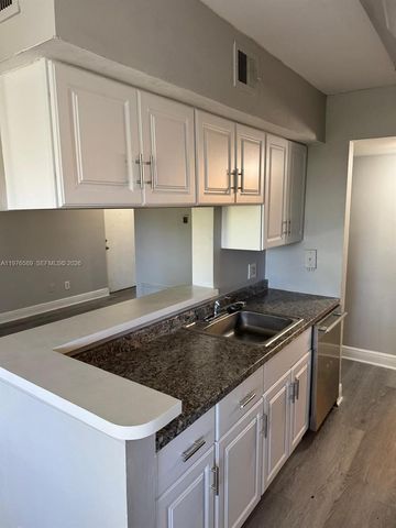 5740 Rock Island Rd 281, Tamarac, FL 33319