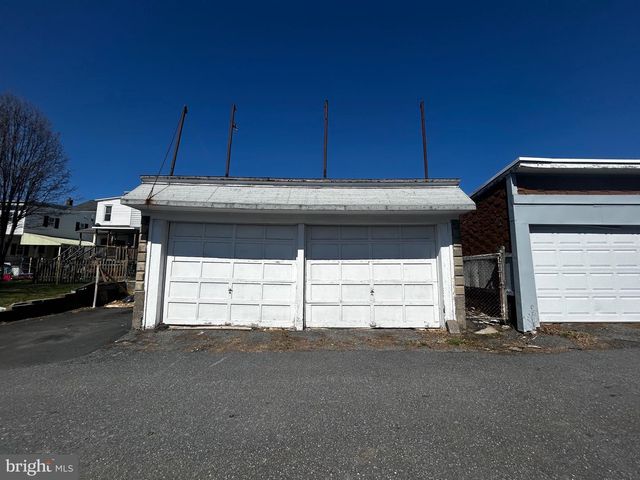 605-607 FAIRVIEW ST, Pottsville, PA 17901