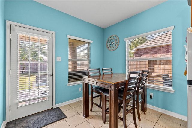 814 Corner Square, Seabrook, TX 77586