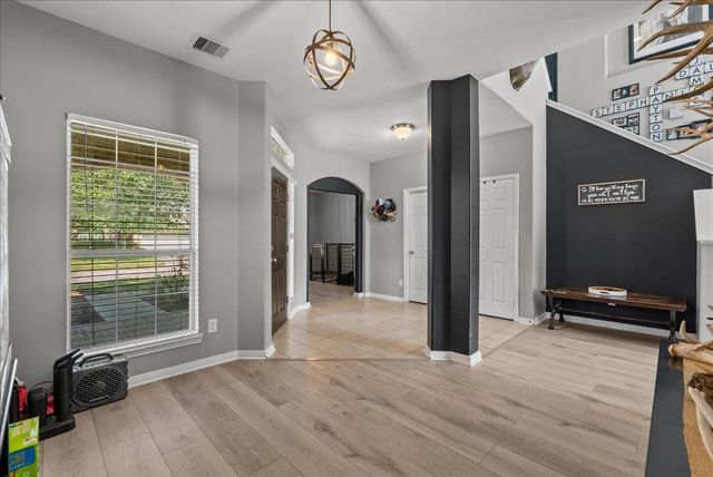 814 Corner Square, Seabrook, TX 77586