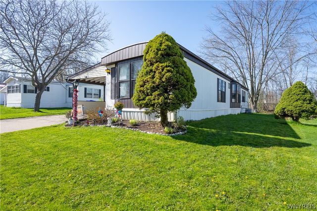 57 Waterview Parkway, Hamburg, NY 14075