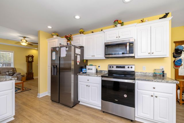 1824 Camp Shelor Drive, Manning, SC 29102