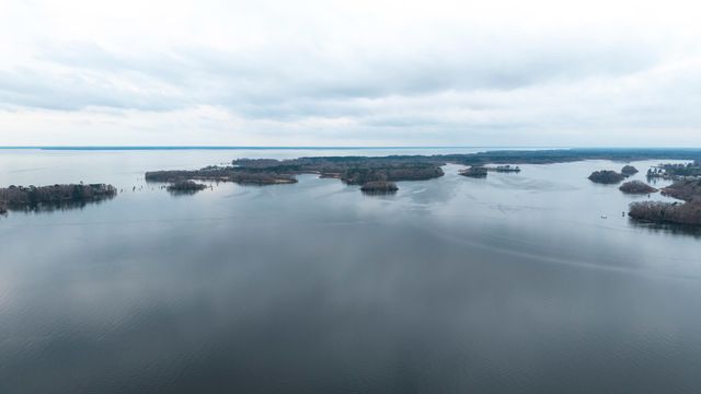 1824 Camp Shelor Drive, Manning, SC 29102