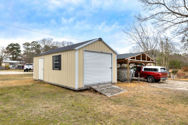 1824 Camp Shelor Drive, Manning, SC 29102