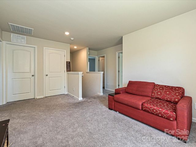 323 J C Dellinger Road, Cherryville, NC 28021