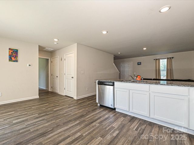 323 J C Dellinger Road, Cherryville, NC 28021