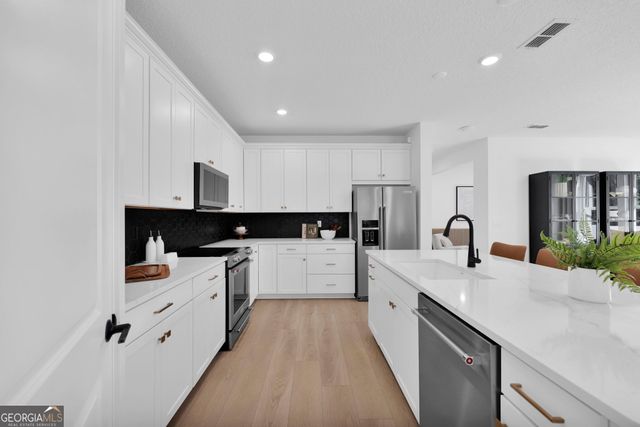 141 Madeline Taylor Place, Kingsland, GA 31548