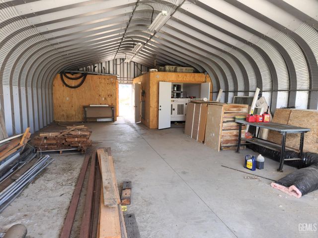 23200 Grimsel Drive, Tehachapi, CA 93561