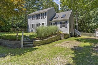 251 Acapesket Rd, Falmouth, MA 02536
